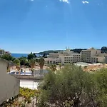 Medetiran Apartment